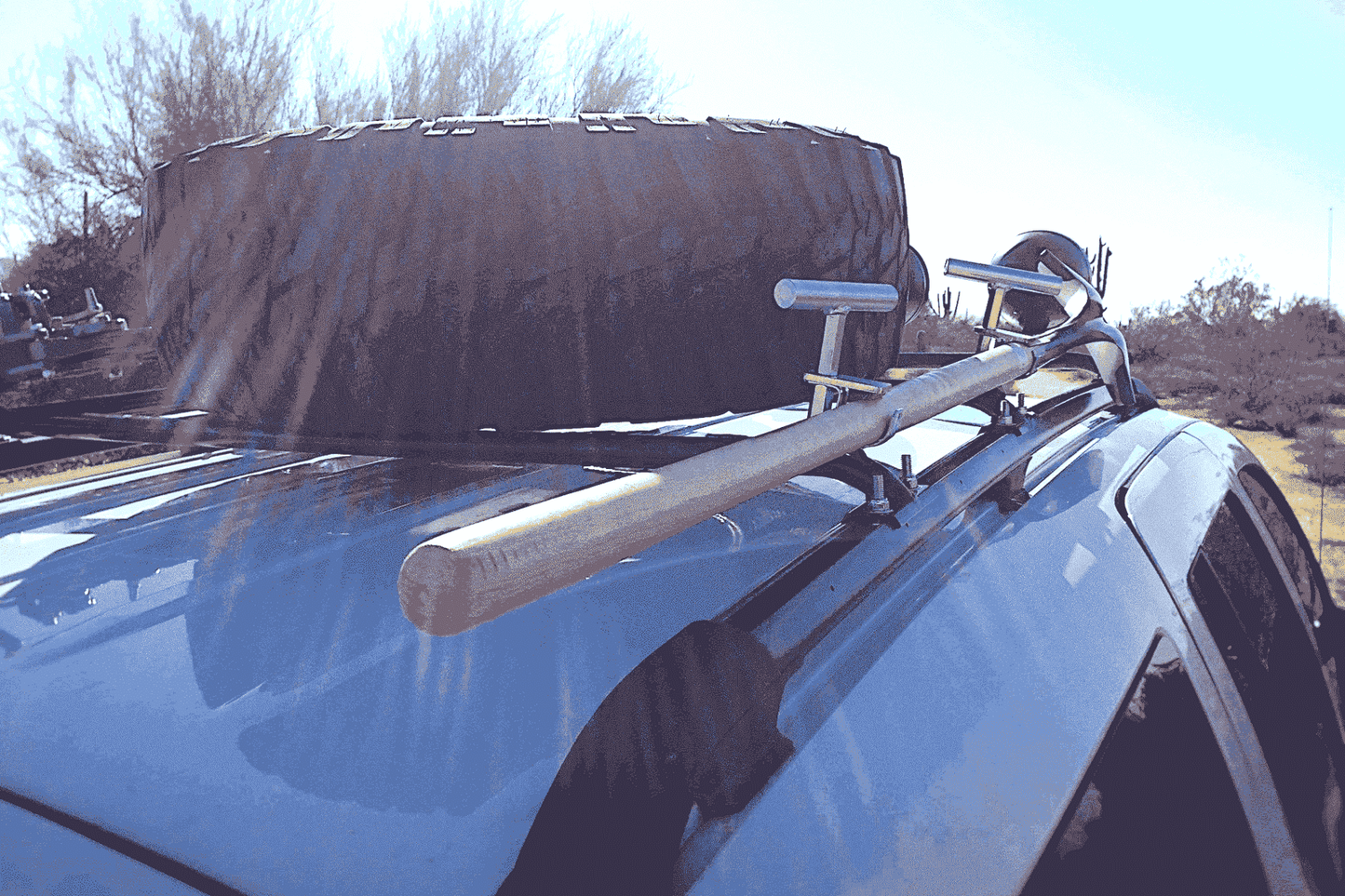 Jeep Grand Cherokee WJ Roof Mounted Tire Carrier